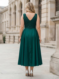 Lace Applique Plus Size V-Neck Tea-Length Mother of the Bride & Groom Dresses
