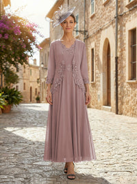 2-Piece A-Line Chiffon 3/4 Sleeves Mother of the Bride & Groom Dresses with Scalloped V-Neck Lace Bodice