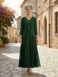 2-Piece A-Line Chiffon 3/4 Sleeves Mother of the Bride & Groom Dresses with Scalloped V-Neck Lace Bodice