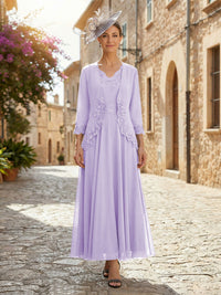 2-Piece A-Line Chiffon 3/4 Sleeves Mother of the Bride & Groom Dresses with Scalloped V-Neck Lace Bodice