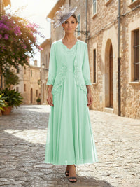 2-Piece A-Line Chiffon 3/4 Sleeves Mother of the Bride & Groom Dresses with Scalloped V-Neck Lace Bodice
