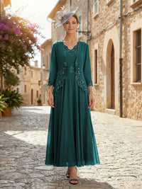 2-Piece A-Line Chiffon 3/4 Sleeves Mother of the Bride & Groom Dresses with Scalloped V-Neck Lace Bodice
