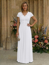 Elegant Pleated Chiffon A-Line Short Sleeves Mother of the Bride & Groom Dresses with Beaded Lace Bodice