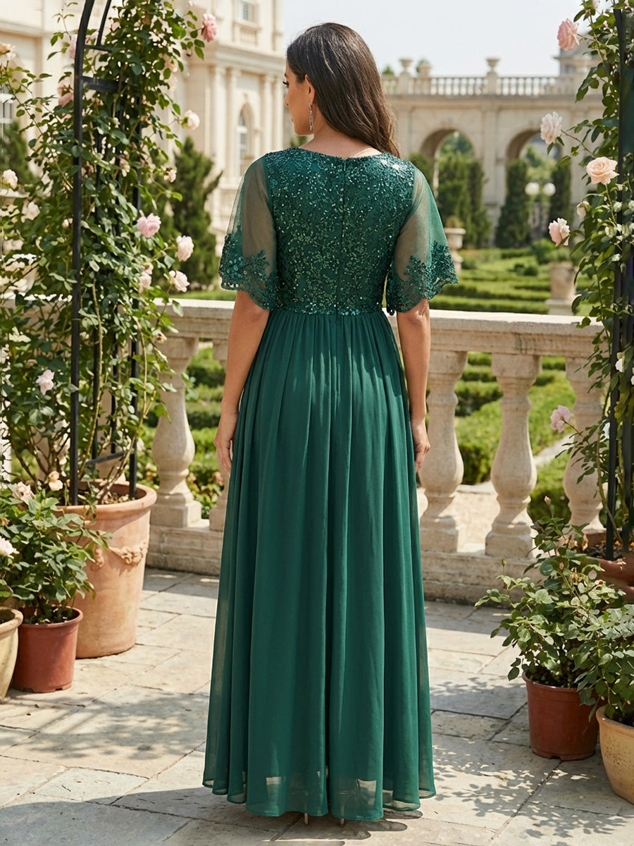 Chiffon A-Line/Princess V-Neck Floor-Length Mother of the Bride & Groom Dresses with Lace Appliques