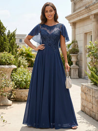 Chiffon A-Line/Princess Scoop Neck Floor-Length Mother of the Bride & Groom Dresses with Lace Appliques