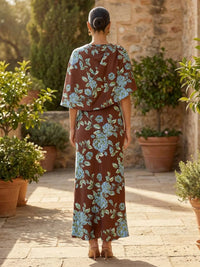 Jacquard Sheath/Column Scoop Neck Floor-Length Mother of the Bride & Groom Dresses with Cape