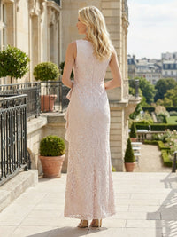 Lace Sheath/Column Scoop Neck Floor-Length Mother of the Bride & Groom Dresses with Ruffles