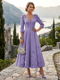 Satin A-Line/Princess V-Neck Tea-Length Mother of the Bride & Groom Dresses with 3D Flowers