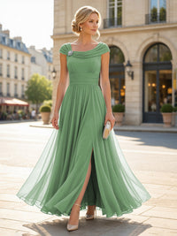 Chiffon A-Line/Princess Cowl Neck Floor-Length Mother of the Bride & Groom Dresses with Pleats & Slit