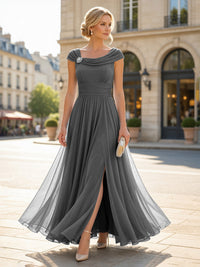 Chiffon A-Line/Princess Cowl Neck Floor-Length Mother of the Bride & Groom Dresses with Pleats & Slit