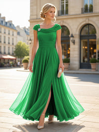 Chiffon A-Line/Princess Cowl Neck Floor-Length Mother of the Bride & Groom Dresses with Pleats & Slit