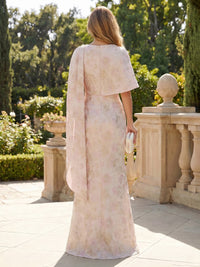Jacquard Sheath/Column Scoop Neck Floor-Length Mother of the Bride & Groom Dresses with Cape