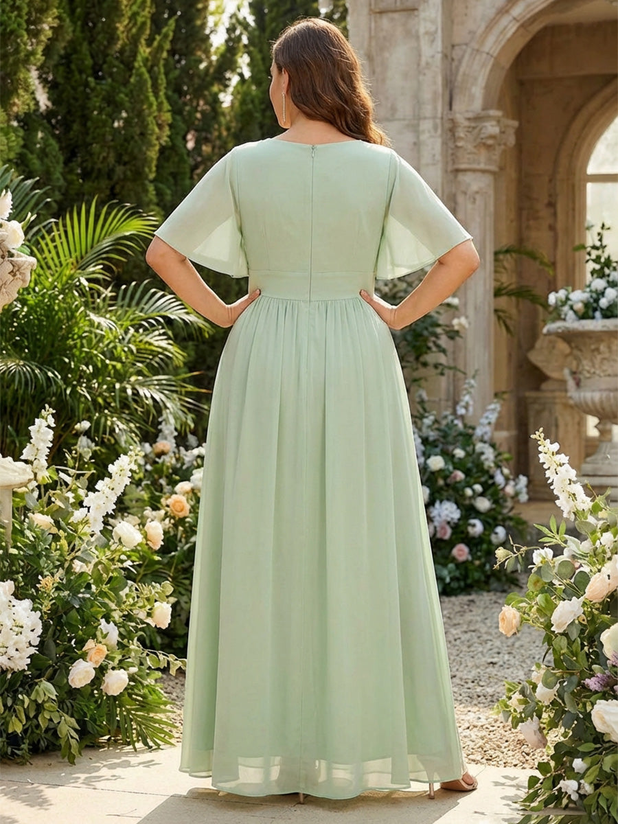 Plus Size Chiffon A-Line/Princess Scoop Neck Floor-Length Mother of the Bride & Groom Dresses with Pleats