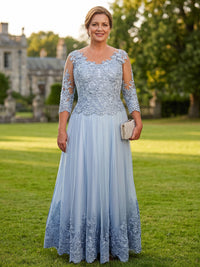 Plus Size Lace A-Line/Princess Scoop Neck Floor-Length Mother of the Bride & Groom Dresses with Pleats