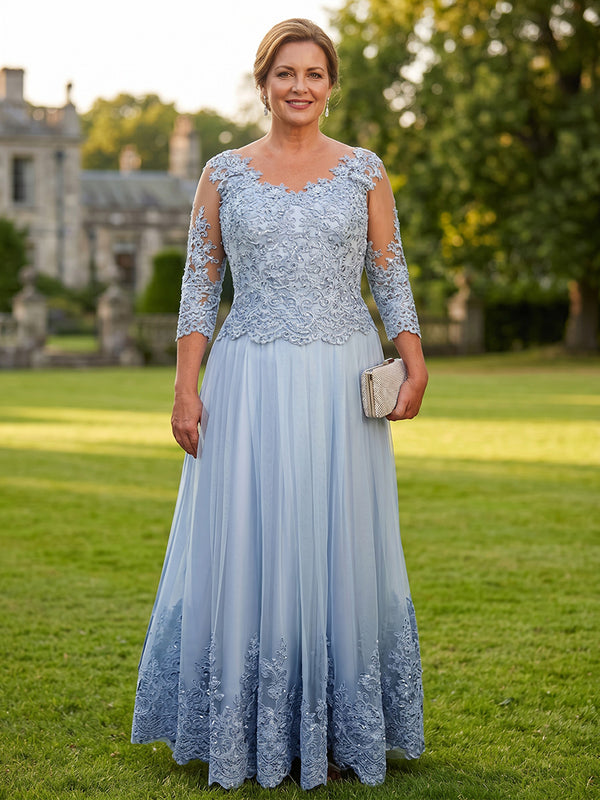 Plus Size Lace A-Line/Princess Scoop Neck Floor-Length Mother of the Bride & Groom Dresses with Pleats