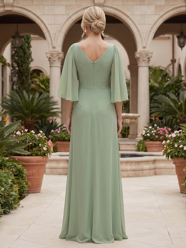 Chiffon A-Line/Princess Scoop Neck Floor-Length Mother of the Bride & Groom Dresses with Ruched Waist