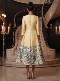 Satin A-Line/Princess Scoop Neck Tea-Length Mother of the Bride & Groom Dresses with Sequin Floral