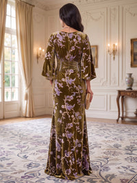 Sheath/Column Scoop Neck Velvet Floor-Length Mother of the Bride & Groom Dresses with Ruched Waist & Pockets
