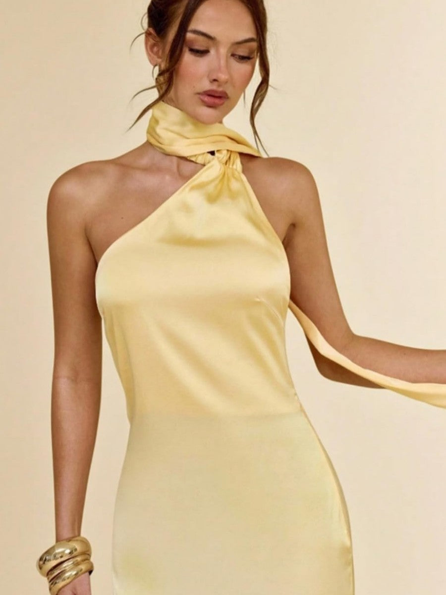 Mermaid/Trumpet Asymmetrical Neck Satin Floor-Length Bridesmaid Dresses with Scarf