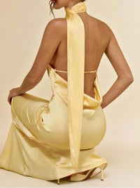 Mermaid/Trumpet Asymmetrical Neck Satin Floor-Length Bridesmaid Dresses with Scarf