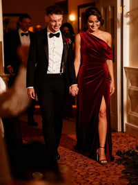 Sheath/Column Asymmetrical Shoulder Ruched Floor-Length Formal Dresses with Velvet