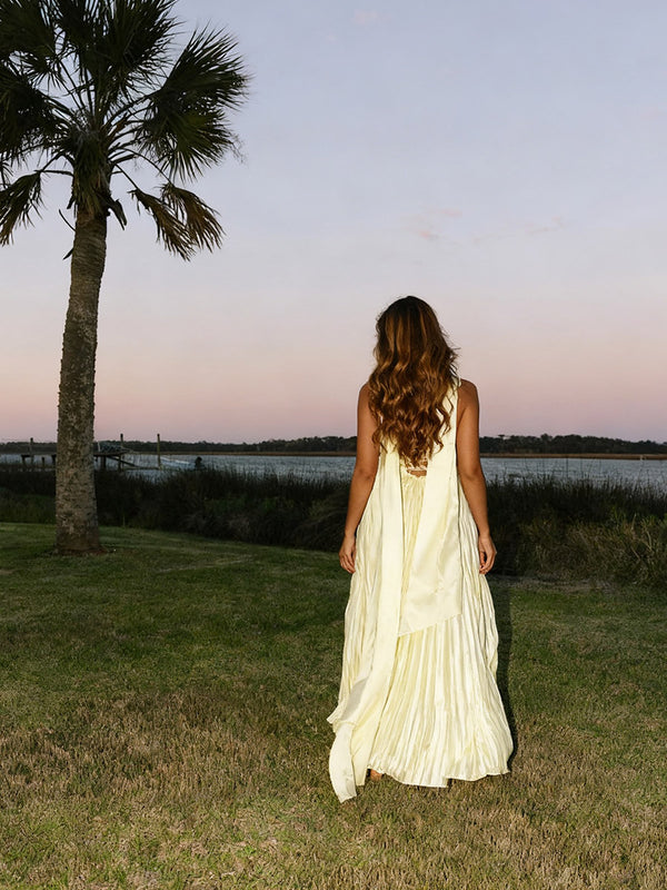 A-Line/Princess Sweetheart Pleated Chiffon Floor-Length Formal Dresses with Scarf