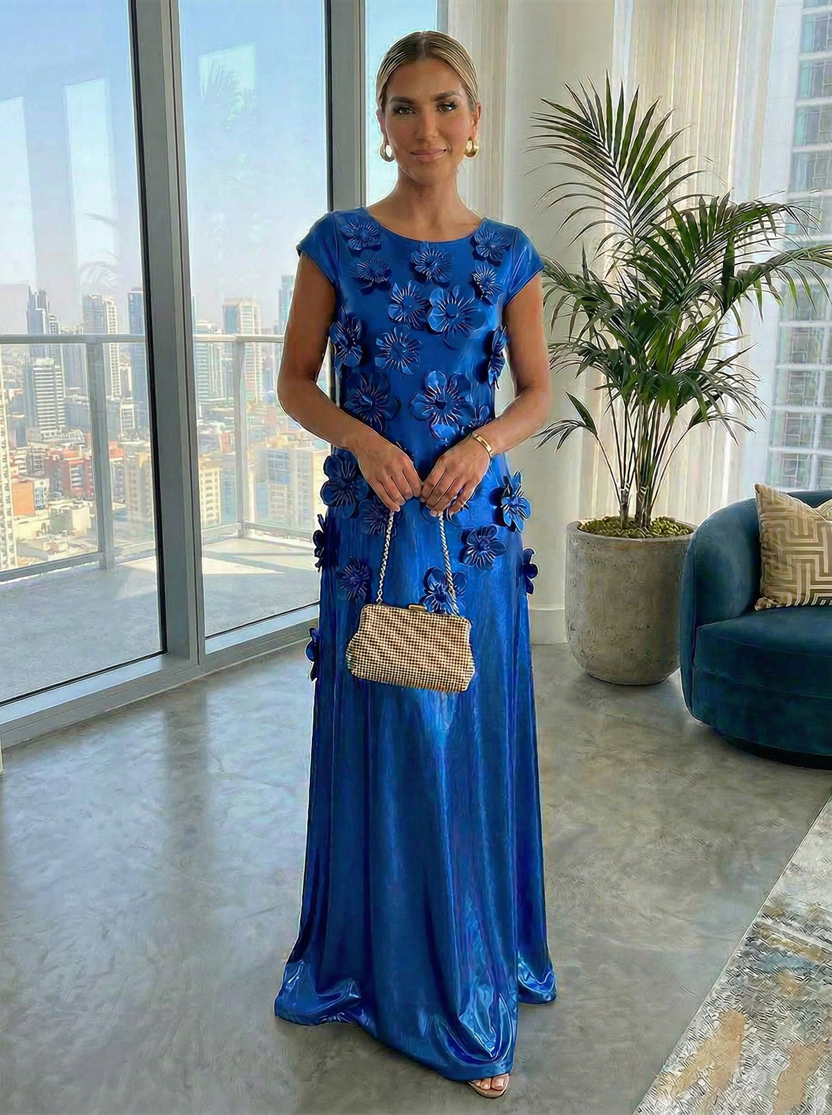 Metallic Satin Scoop Neck Floor-Length Formal Dresses Shift Dresses with 3D Flower