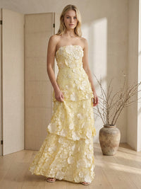Lace A-Line/Princess Strapless Floor-Length Formal Dresses with Appliques