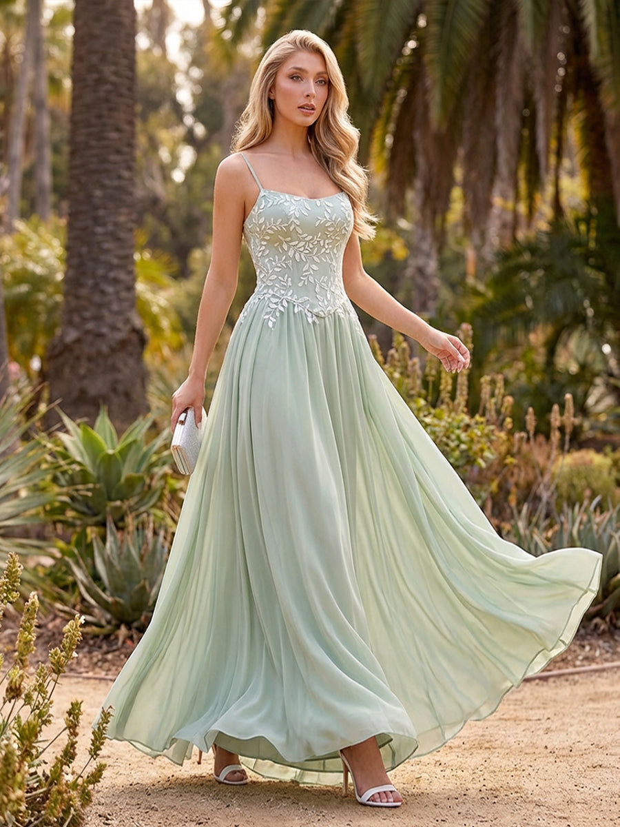 Chiffon A-Line/Princess Spaghetti Straps Floor-Length Formal Dresses with Pleated