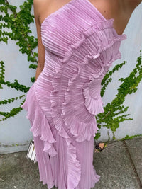 Chiffon A-Line/Princess Halter Floor-Length Formal Dresses with Ruffles & Pleats