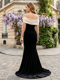 Satin Mermaid/Trumpet Off Shoulder Floor-Length Formal Dresses with Chic Colorblock Detail