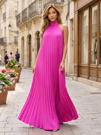 Chiffon A-Line/Princess Halter Floor-Length Formal Dresses with Pleats