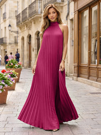 Chiffon A-Line/Princess Halter Floor-Length Formal Dresses with Pleats