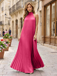 Chiffon A-Line/Princess Halter Floor-Length Formal Dresses with Pleats