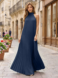 Chiffon A-Line/Princess Halter Floor-Length Formal Dresses with Pleats