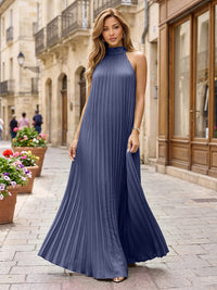 Chiffon A-Line/Princess Halter Floor-Length Formal Dresses with Pleats