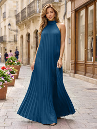 Chiffon A-Line/Princess Halter Floor-Length Formal Dresses with Pleats