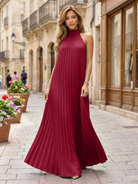 Chiffon A-Line/Princess Halter Floor-Length Formal Dresses with Pleats