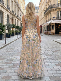 Lace Embroidery A-Line/Princess Illusion Floor-Length Formal Dresses for Women