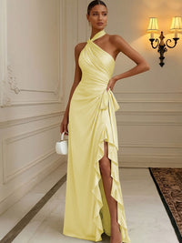 Chiffon Sheath/Column Halter Floor-Length Formal Dresses with Ruffles & Ruched Waist