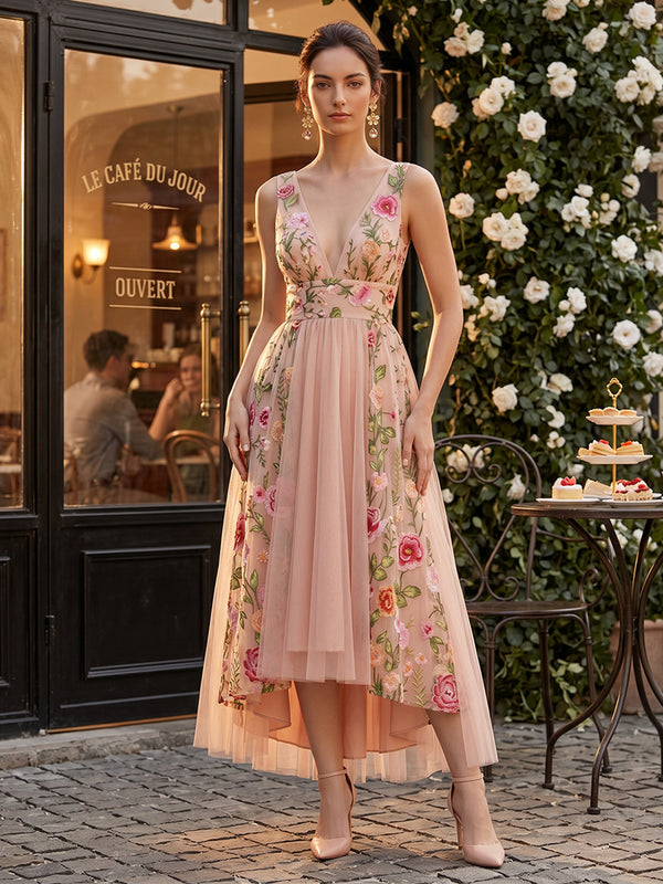 Tulle A-Line/Princess V-Neck High-Low Formal Dresses with Floral Embroidery