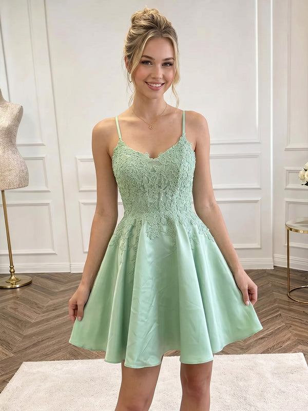 Satin A-Line/Princess Spaghetti Straps Short Homecoming Dresses with Lace Appliques