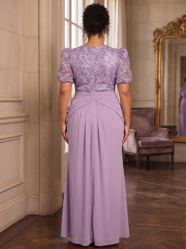 A-Line/Princess Scoop Neck Chiffon Maxi Plus Size Formal Dresses with Lace Appliques & Pleats