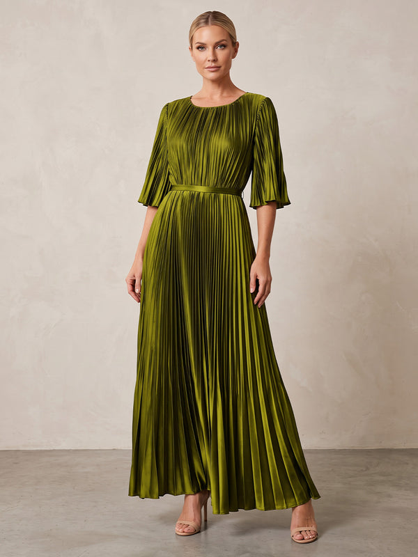 A-Line/Princess Scoop Neck Satin Maxi Formal Dresses with Pleats