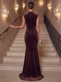 Mermaid/Trumpet High Neck Velvet Maxi Formal Dresses with Sweep Train