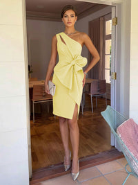 Sheath/Column Elegant Cocktail Dresses One Shoulder Satin Short-Length with Bowknot Waist