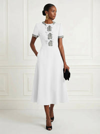 Satin A-Line/Princess Scoop Neck Tea-Length Cocktail Dresses with Rhinestones