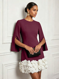 Chiffon Sheath/Column Scoop Neck Short-Length Cocktail Dresses with 3D Flowers