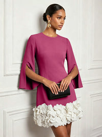 Chiffon Sheath/Column Scoop Neck Short-Length Cocktail Dresses with 3D Flowers