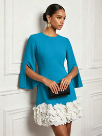 Chiffon Sheath/Column Scoop Neck Short-Length Cocktail Dresses with 3D Flowers
